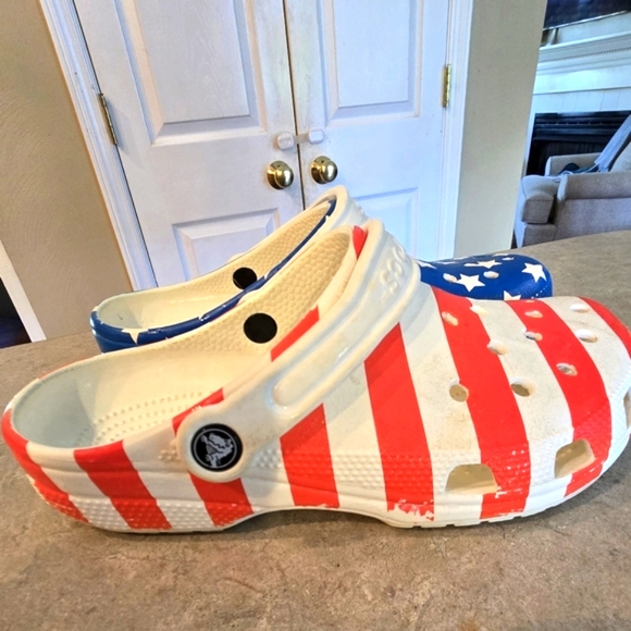 Patriotic Star and Stripe Clogs - Picture 4 of 5
